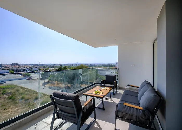 Artemis 302 - Seaside Stories Livadhia