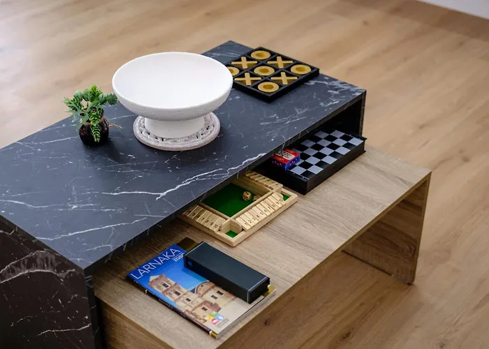 Artemis 302 - Seaside Stories Livadhia