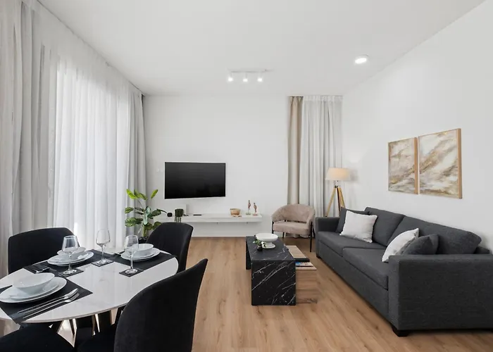 Artemis 302 - Seaside Stories