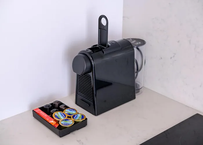 Artemis 302 - Seaside Stories *